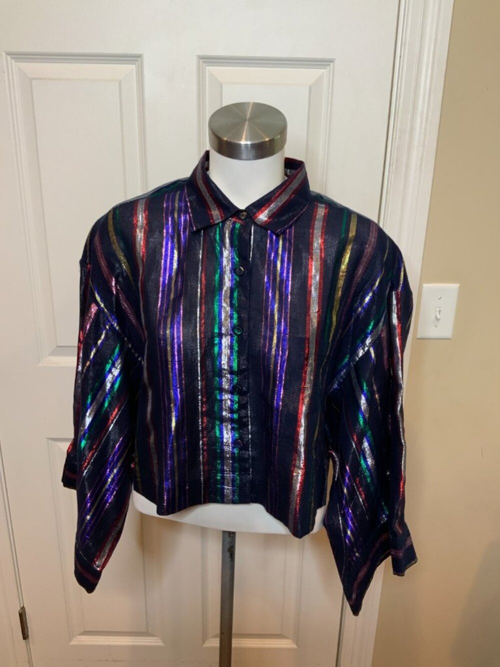 Coniglio Palm Beach Shimmering Blue Rainbow Striped Boxy Cropped Shirt, One Size